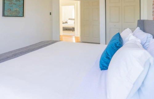 Spacious and Cozy St Louis Gem ABODEbucks - Photo 19