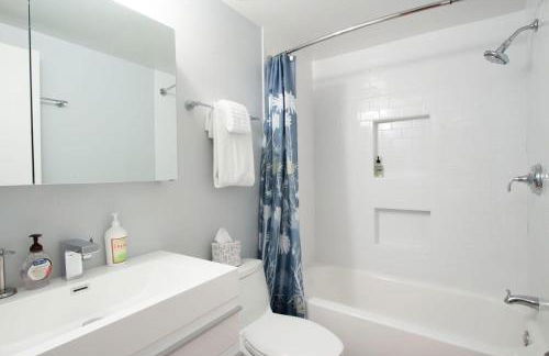 WELL-EQUIPPED STUDIO APT - WALK TO METRO SUBWAY - Foto 11