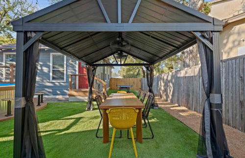The Backyard Bliss - 4BR Heated Pool & Ping Pong - Foto 39