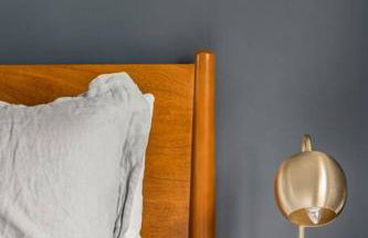 Cozy Bungalow Retreat Walking Distance to Downtown - Photo 5