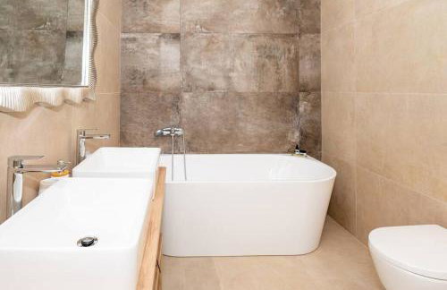 Villa Roza s privatnim grijanim bazenom i jacuzzijem - Foto 23