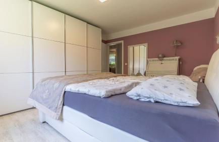 Ferienhaus Cottbus, Garage, große Sonnenterrasse, Kamin, 4 Zimmer, Ankleidezimmer - Foto 8