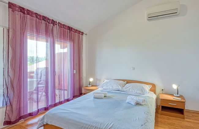 Seaview Apartment in Pasman A1 - Photo 2