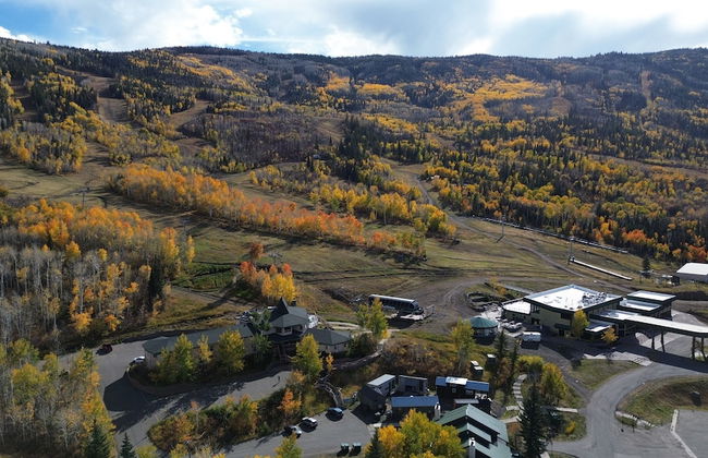 Slopeside - Photo 32