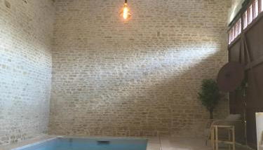 Maisonnette de charme - Piscine intérieure privée chauffée en option - Photo 2