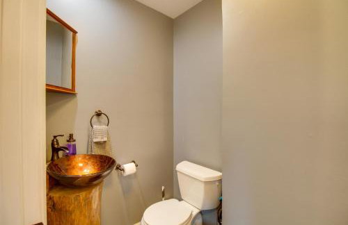 Cozy Goode Cabin with Deck about 17 Mi to Lynchburg - Foto 23