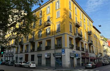 City Life Apartment - Photo 9