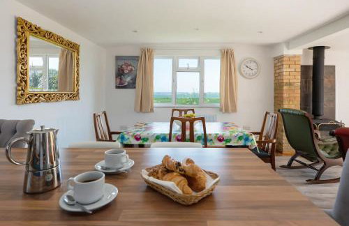 The Annexe at Hilliers - Photo 2