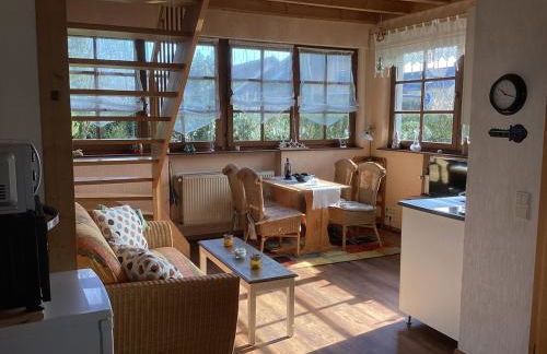 Ferienwohnung mit eigenem Eingang und Garten für 2-4 Personen - Foto 1