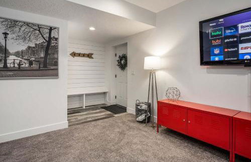 Luxury 2BR Basement Retreat Utah Lake Views - Foto 27