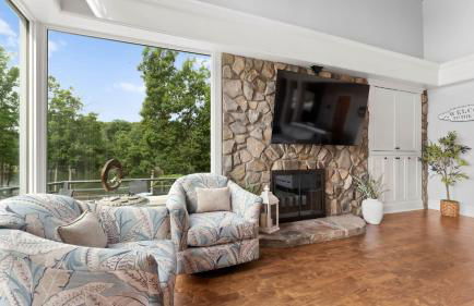 Pool • Hot Tub • Game Room • Fire Pit • Lakefront Paradise Pointe by AvantStay - Foto 50