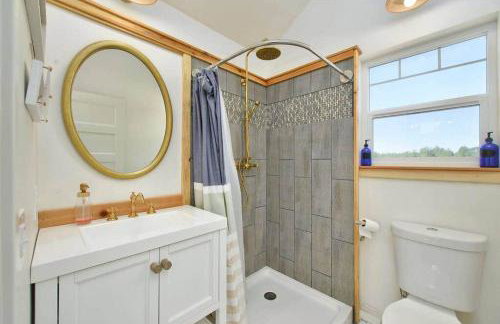 Lakeview Cottage-Fireweed Meadow Vacation Rental - Foto 9