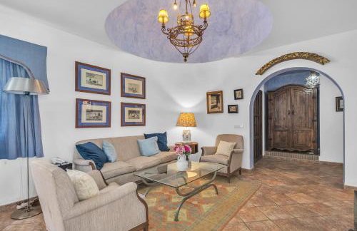 Villa Arin - Beachside Family Home by Finest Rentals - Photo 3