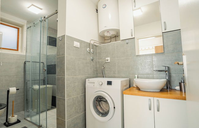 VP Apartment - A Forest Retreat in the Heart of the City! - Foto 11