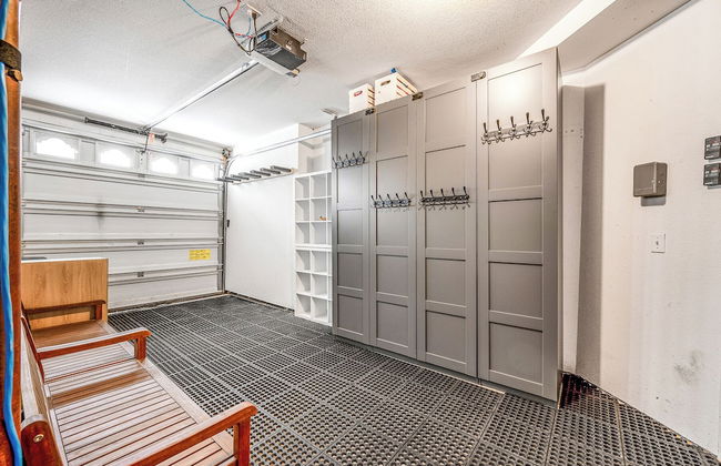 Fresh Tracks Retreat Ski In Out Hot Tub - Photo 25