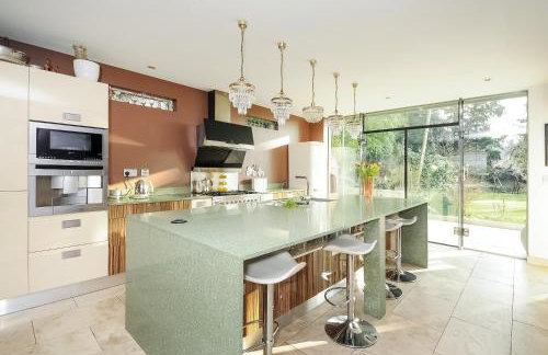 Villa 10 min bus to Oxford train - Foto 11