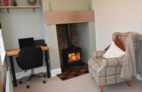 Castleview Cottage - Photo 16