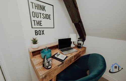 Apt 5 Manor House - 3 Bed 2 bathroom sleeps 5 parking wifi - Photo 25