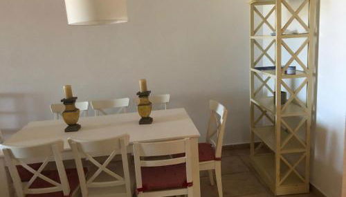 FRONTAL EN JARDINES DE ZAHARA 3 Dorm y 2 Baños - Foto 5