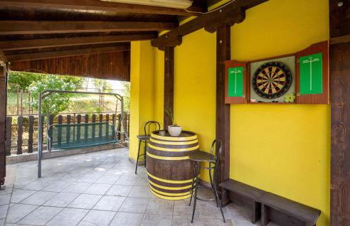 2 Bedroom Beautiful Home In Plaski - Photo 6