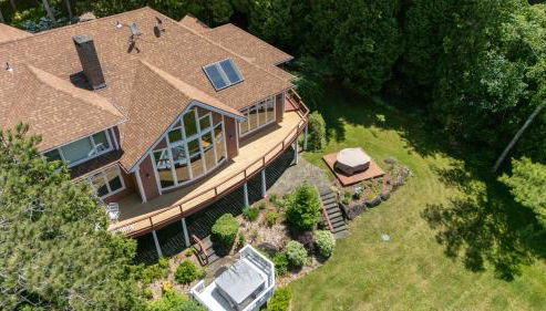 Rustic-modern Lake House in Milton Near Burlington and Eagle Mountain - Foto 4