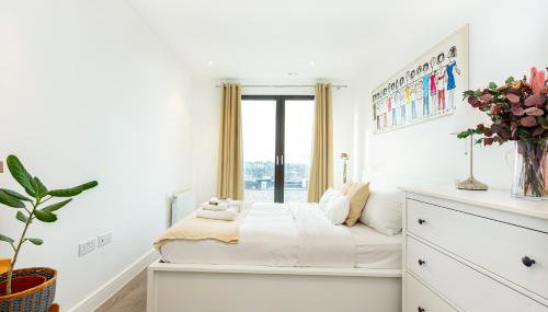 Modern New 2BR wViews & Balcony in Wandsworth - Foto 3