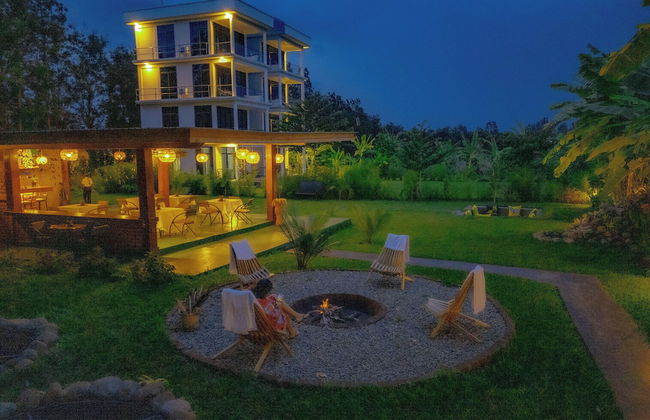 Shose Farmhouse Chalets & Campsite - Photo 53