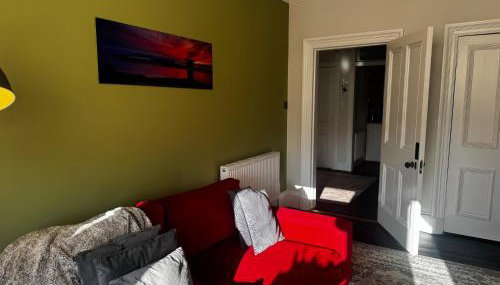 Beautiful traditional top floor flat in the center of Largs - Foto 5