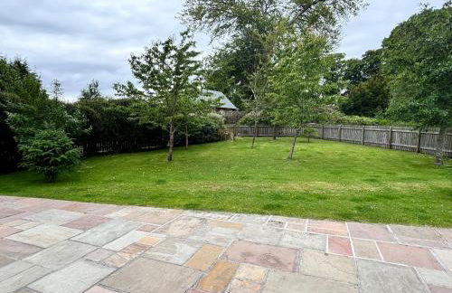 Chauffeur's Cottage with Hot Tub - Foto 36