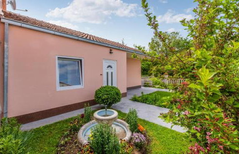 Three-Bedroom Holiday Home In Neoric - Photo 24