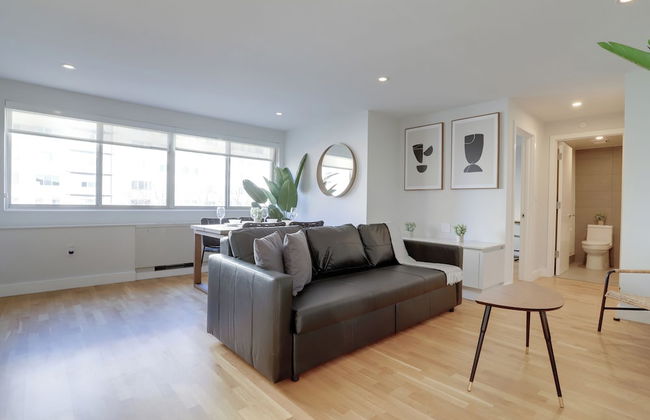 Modern Apartment Near D.C. Landmarks - Foto 16