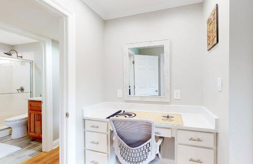 Lanai Village Condo with Pool and Tennis! Dog Friendly - Foto 17