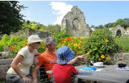 Estuary's Rest Studio Apartment at Galwad Y Mor - Foto 8