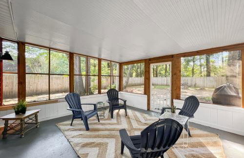 The Paramour comfy home with ground floor bedroom and fenced in yard - Foto 3