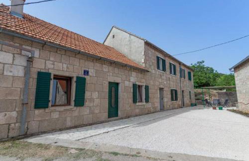 House with Jacuzzi and Billiard Peaceful Nature Retreat near Imotski - Foto 3