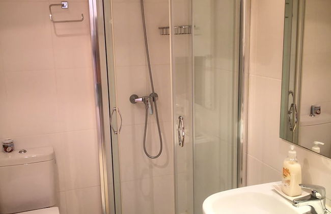 Extended Frontline Ground Floor Apartment - Foto 9