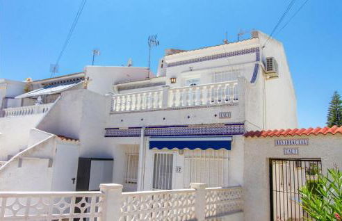 Stunning Apartment In Torrevieja - Foto 8