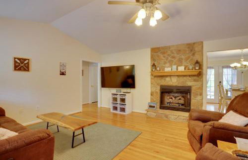 Mineral Getaway with Grill, Fire Pits and Boat Docks! - Foto 3