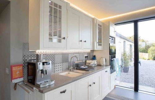 Amazing Cottage & detached Annex sleeps 8, Extra Deep Hot tub, Super Fast wifi, New for 2024 is the addition of Wood Fired Sauna - Foto 39