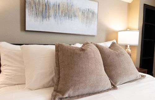 Your Family’s Home Away from Home w/ No Extra Fees - Foto 48