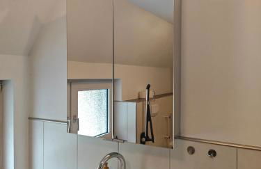 Haus 2 Etagen Garten 1 Badezimmer,1 Gäste Wc 200 Qm 5 Betten Gehoben mit Garten - Foto 32