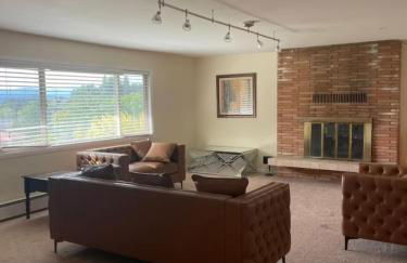 Serene 5BR Stay Surrounded by Nature - Foto 3