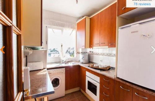 Penthouse with Private Roof terrace and jacuzzi - Photo 11