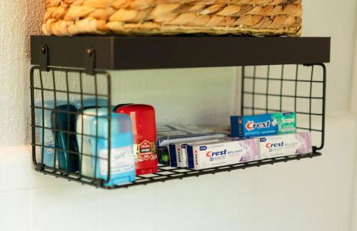 5-star Renovated 3BR Home & Backyard Deck near SU & Hospitals - Foto 29