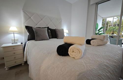 Luxury Frontline Residence - EHHouse - Photo 22