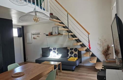 Maisonnette calme et ensoleillée, parking privé - Foto 1