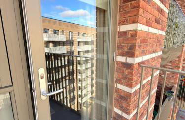 Modern 2 Bed - 2 Bath Flat near Central London with Parking Space - Foto 15