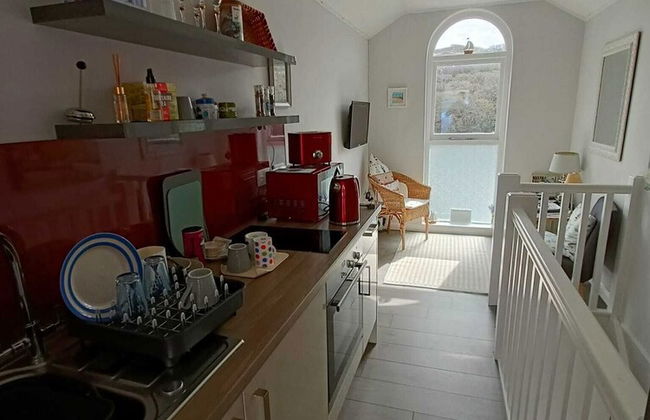 Beautiful 1-bed Riversi Cottage Located in Malpas - Foto 6