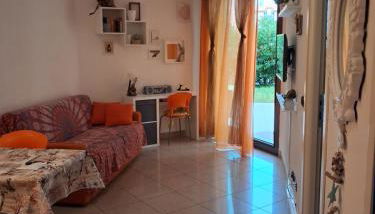 Spiaggia Serena - con giardino e box a 10 mt dal mare - Foto 2