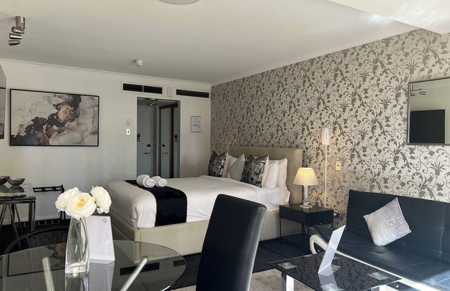 Sydney Hyde Park Paxsafe Apartments - Photo 43